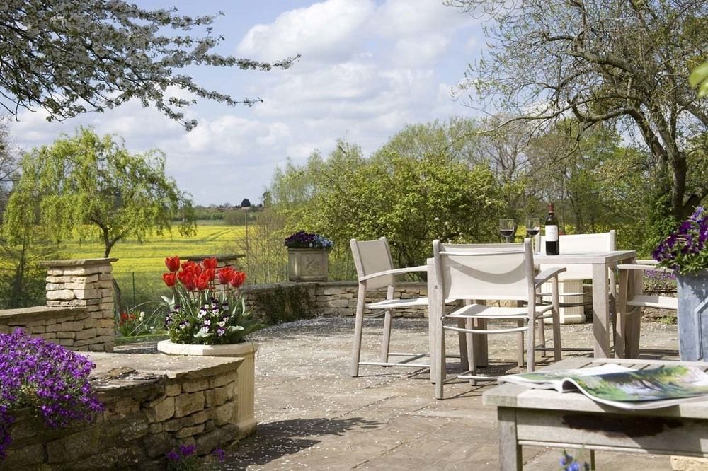 The Old Manor House Bed & Breakfast Halford  Eksteriør bilde